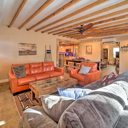 Cozy Cabin Retreat With Patio And Fenced Yard بايسون المظهر الخارجي الصورة